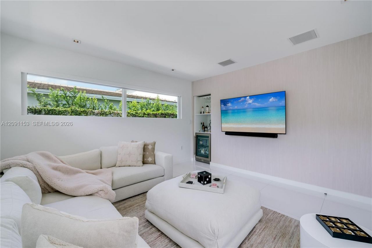 475 Woodcrest Rd , Key Biscayne, FL 33149 Photo