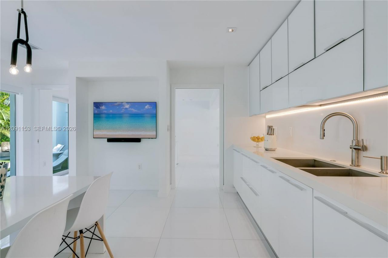 475 Woodcrest Rd , Key Biscayne, FL 33149 Photo