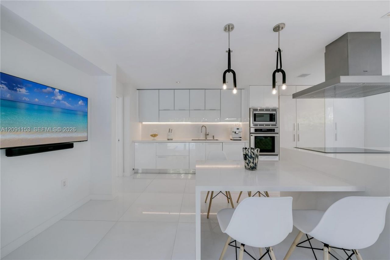475 Woodcrest Rd , Key Biscayne, FL 33149 Photo