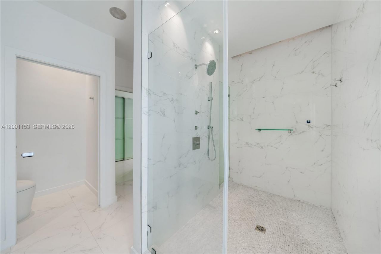 475 Woodcrest Rd , Key Biscayne, FL 33149 Photo