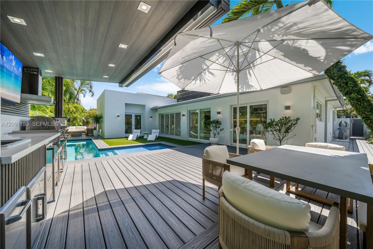 475 Woodcrest Rd , Key Biscayne, FL 33149 Photo