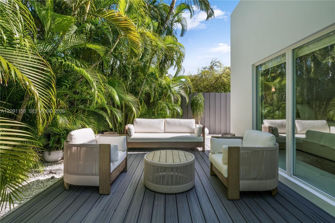 475 Woodcrest Rd , Key Biscayne, FL 33149 Photo