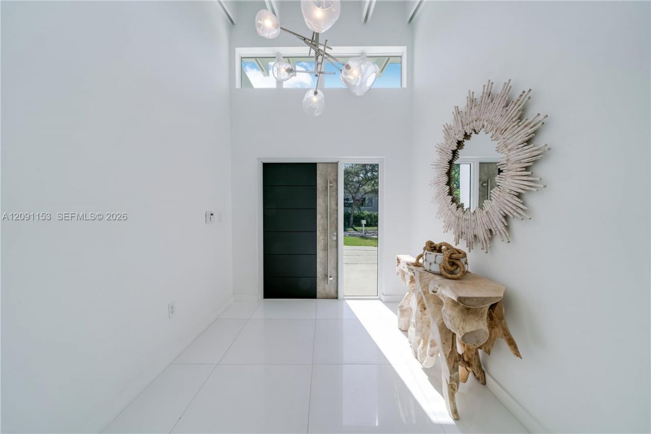 475 Woodcrest Rd , Key Biscayne, FL 33149 Photo