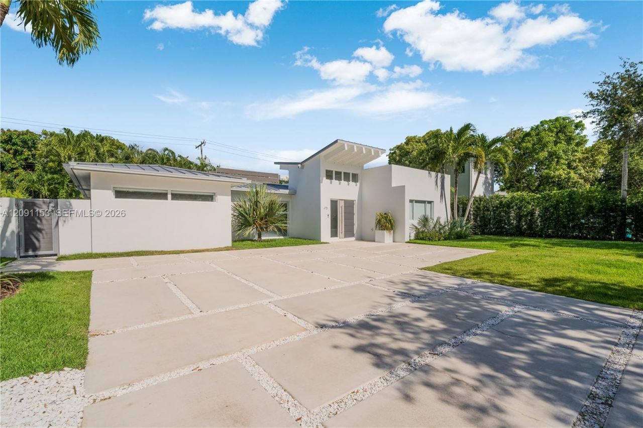 475 Woodcrest Rd , Key Biscayne, FL 33149 Photo