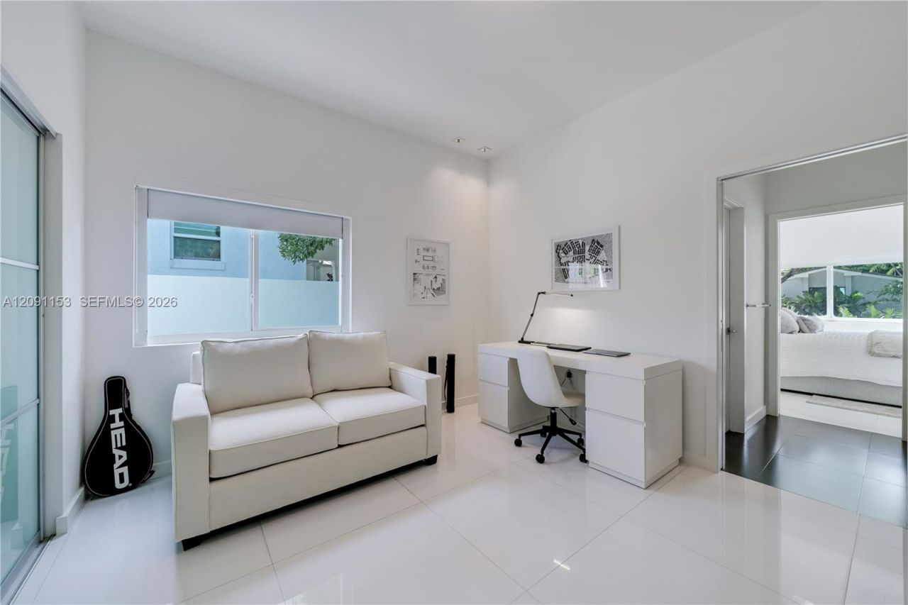 475 Woodcrest Rd , Key Biscayne, FL 33149 Photo