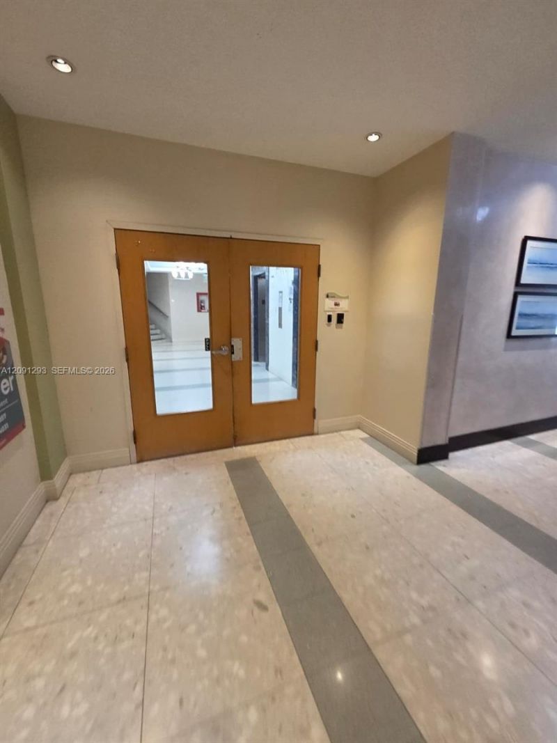 3801 S Ocean Dr , Unit 14U, Hollywood, FL 33019 Photo