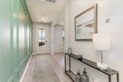 934 Ireland Dr.  photo 4