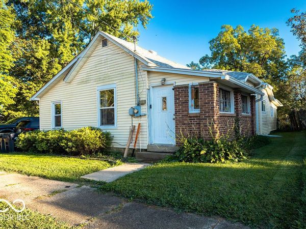 215 E Maple Street , Spiceland, IN 47385