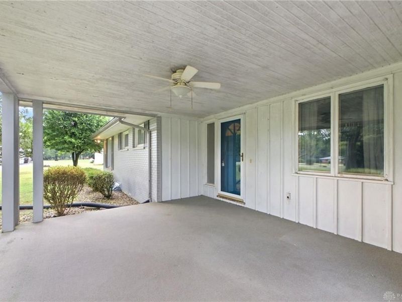 109 Edgewood Drive, Eaton, OH 45320 Photo 5