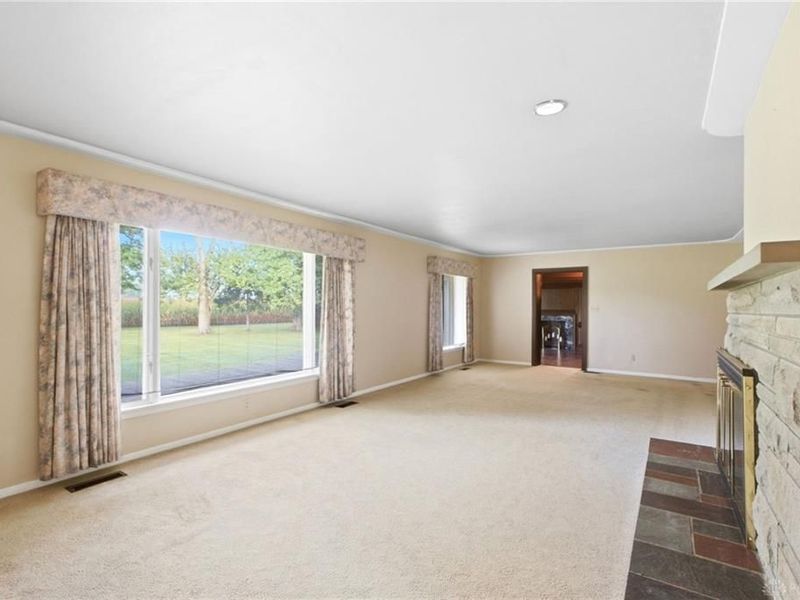 109 Edgewood Drive, Eaton, OH 45320 Photo 8