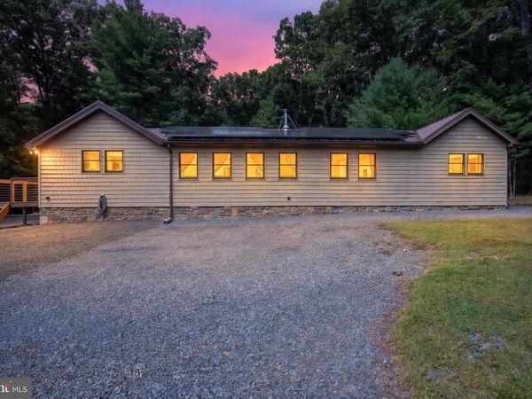 156 TEABERRY LANE, TOWER CITY, PA 17980