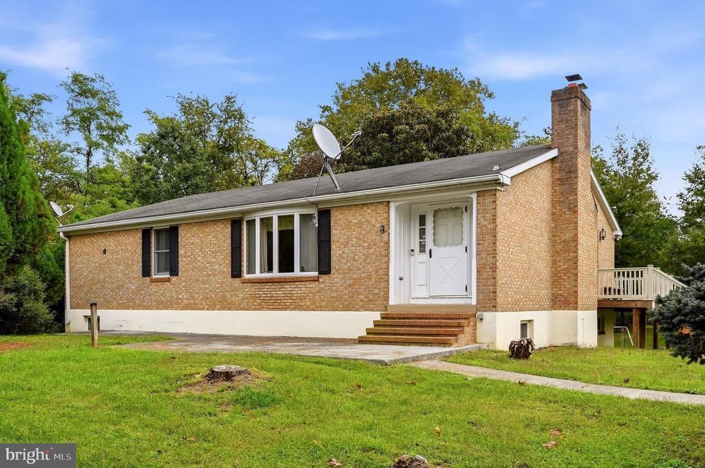 1592 Crums Church Road, Berryville, VA 22611 Main Photo
