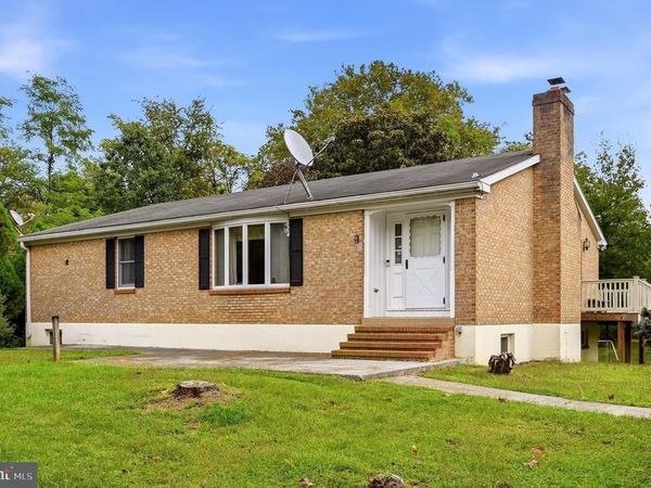 1592 CRUMS CHURCH ROAD, BERRYVILLE, VA 22611