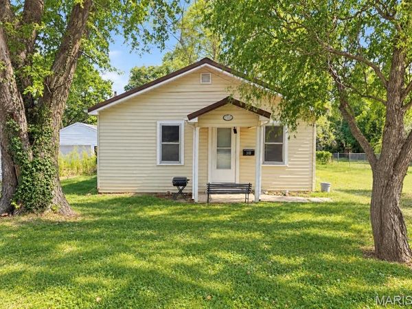 310 Krei Boulevard, Farmington, MO 63640