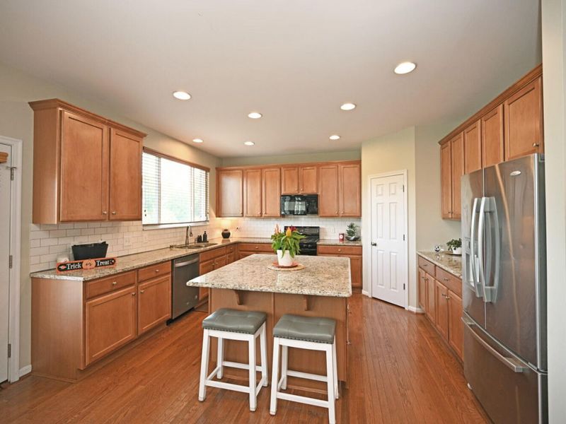 1596 Southcross Drive, Hebron, KY 41048 Photo 8