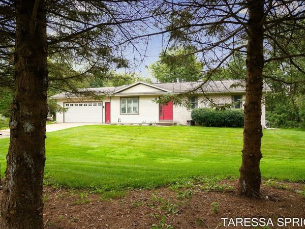 5104 152nd Avenue, West Olive, MI 49460