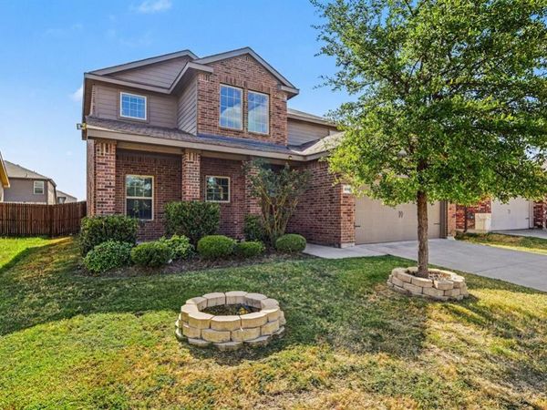 2315 Julia Lane , Forney, TX 75126