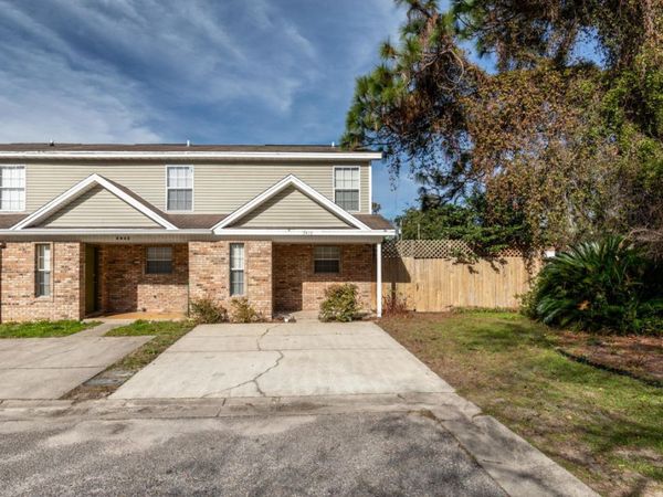 2415 Suwanee Lane, Fort Walton Beach, FL 32547