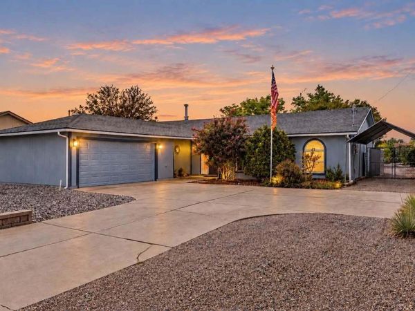 1805 33rd Street SE, Rio Rancho, NM 87124