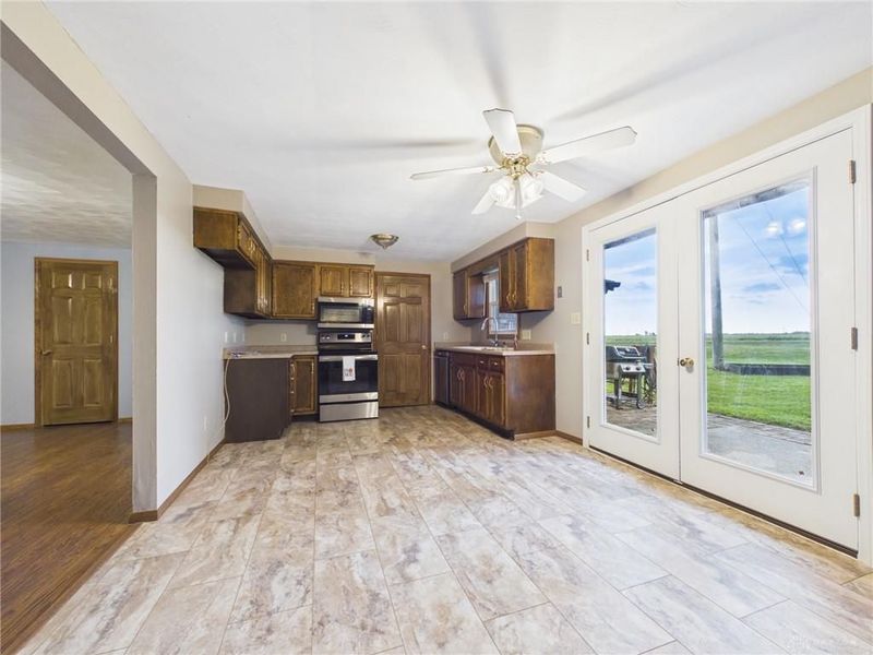 506 W 2nd Street, Arcanum, OH 45304 Photo 6