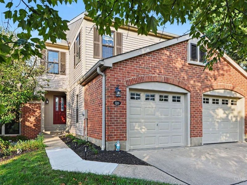 5564 Oliver Court, Sharonville, OH 45241 Photo 1