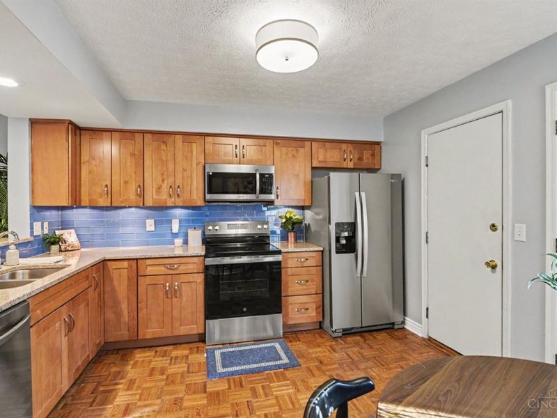 5564 Oliver Court, Sharonville, OH 45241 Photo 10