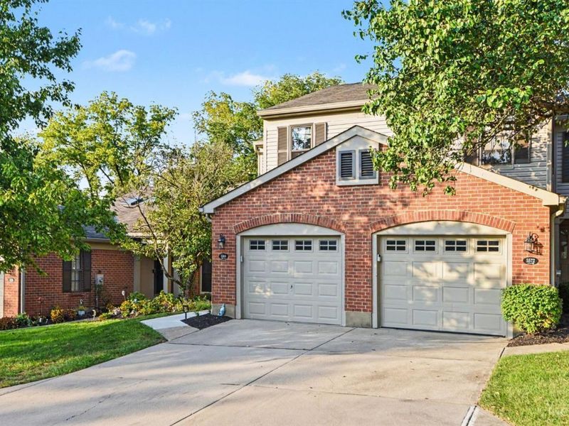 5564 Oliver Court, Sharonville, OH 45241 Photo 3