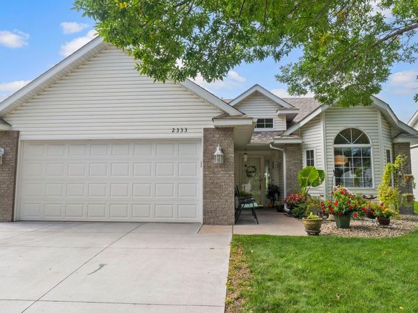 2333 Cleveland Lane S, Cambridge, MN 55008