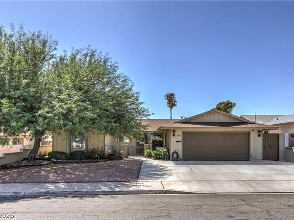 4161 Royalhill Avenue, Las Vegas, NV 89121