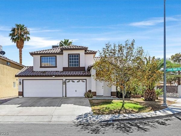 1715 Green Apple Way, Las Vegas, NV 89142