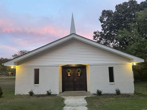 222 N Hickory Street , Amity, AR 71921