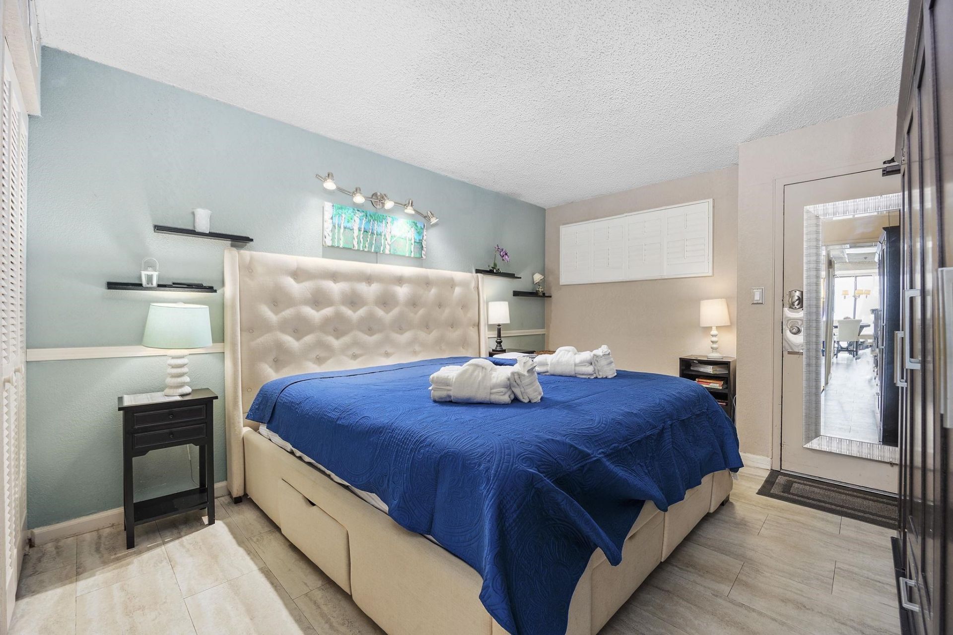 2310 N Ocean Blvd.  Photo 4