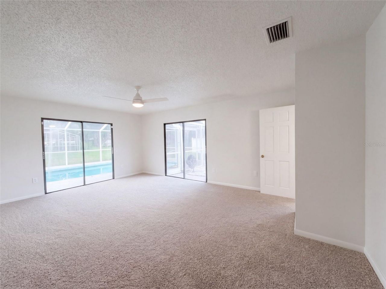 8022 Timber Lake Lane, Sarasota, FL 34243 Photo