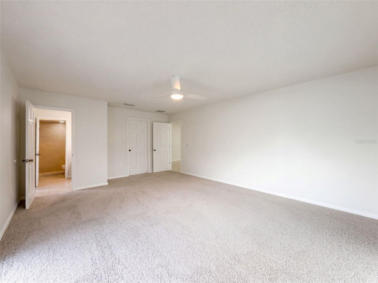 8022 Timber Lake Lane, Sarasota, FL 34243 Photo
