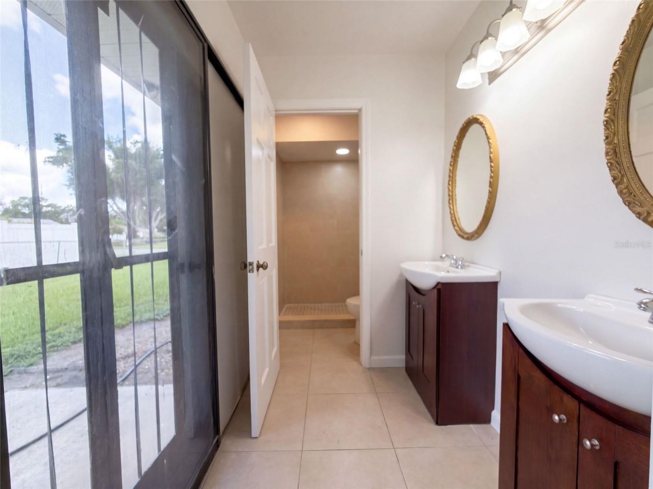 8022 Timber Lake Lane, Sarasota, FL 34243 Photo