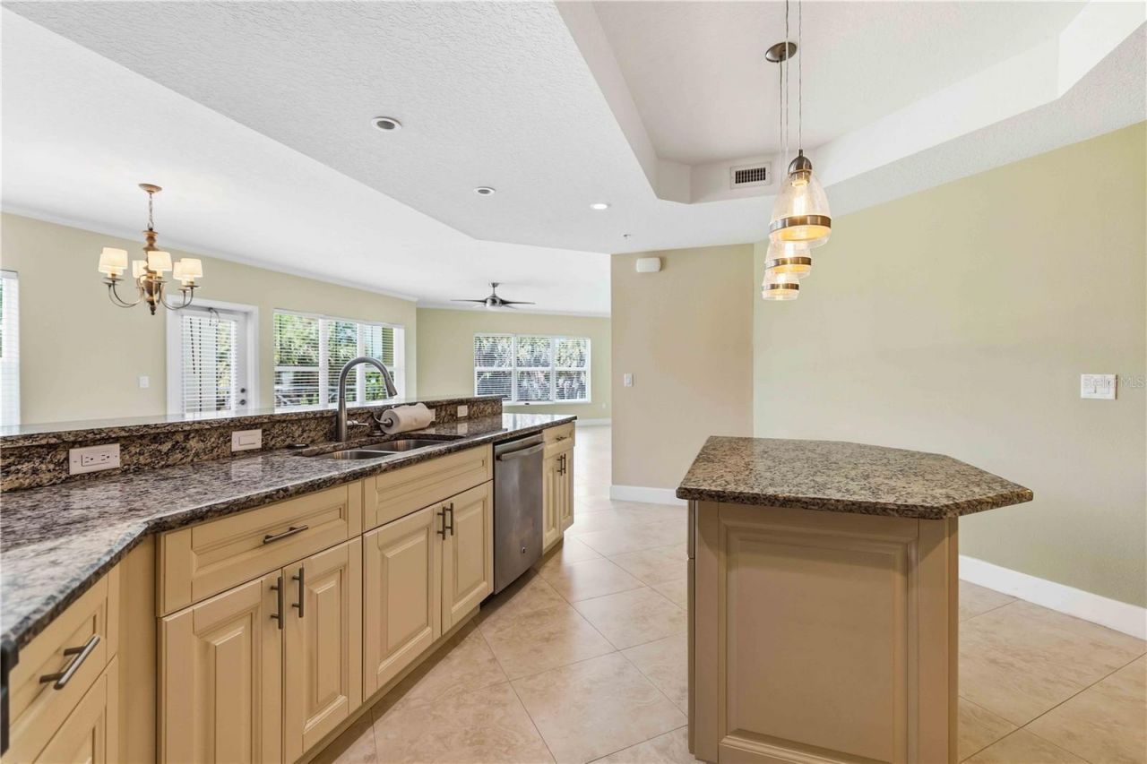 7820 34th Ave W , Unit 102, Bradenton, FL 34209 Photo
