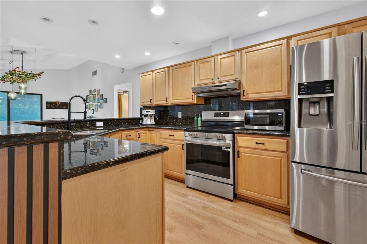 6981 Saint Edmunds Loop, Fort Myers, FL 33966 Photo