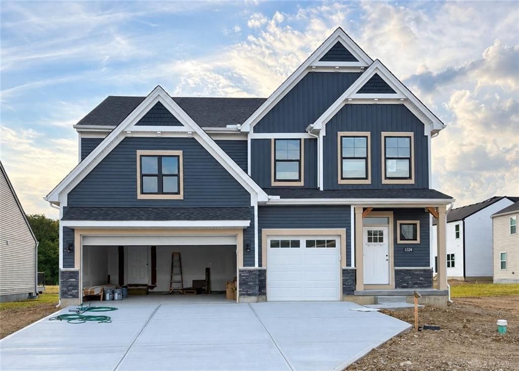 1324 Blue Spruce Lane, Wilmington, OH 45177 Main Photo