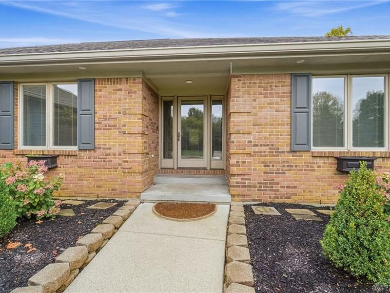 6515 Canterbury Drive, Franklin, OH 45005 Photo 4