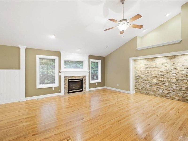 6515 Canterbury Drive, Franklin, OH 45005 Photo 7
