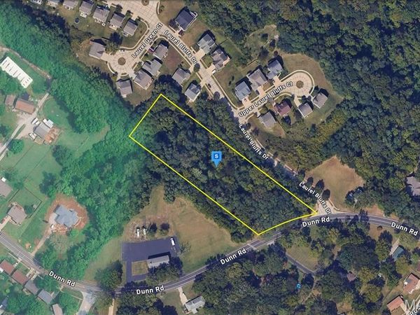 3823 Dunn Road , Hazelwood, MO 63042