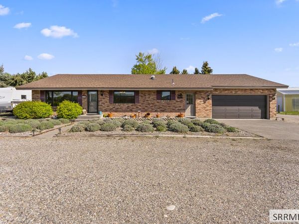 479 97th S, IDAHO FALLS, ID 83404