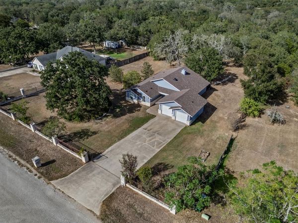 197 Wright DR, Cedar Creek, TX 78612