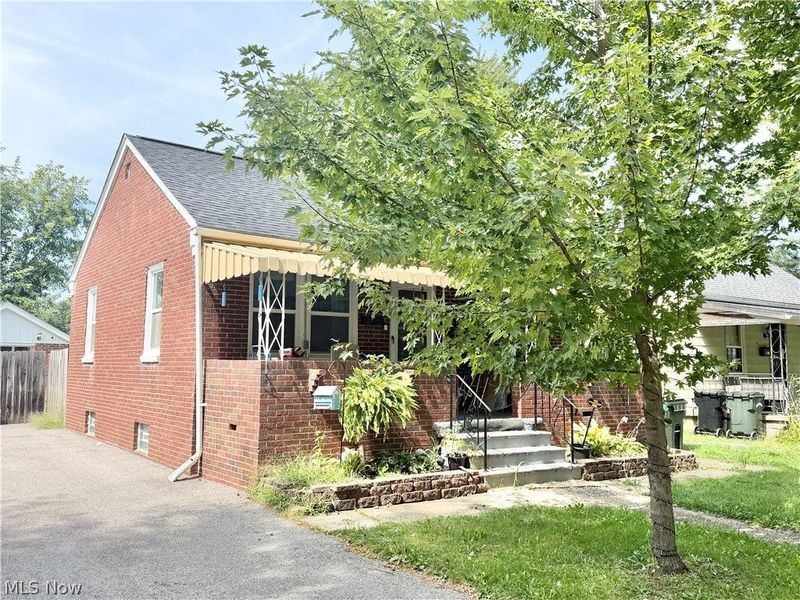 616 Garfield Avenue, Elyria, OH 44035 Photo 12
