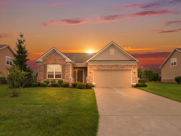 23955 Montague Drive, Brownstown, MI 48134