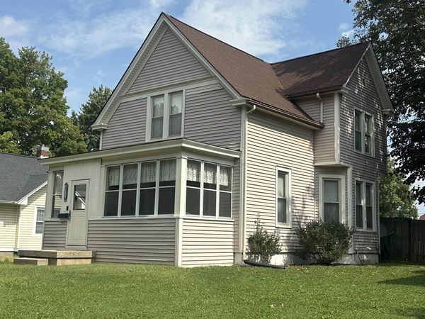 834 S Leebrick Street, Burlington, IA 52601