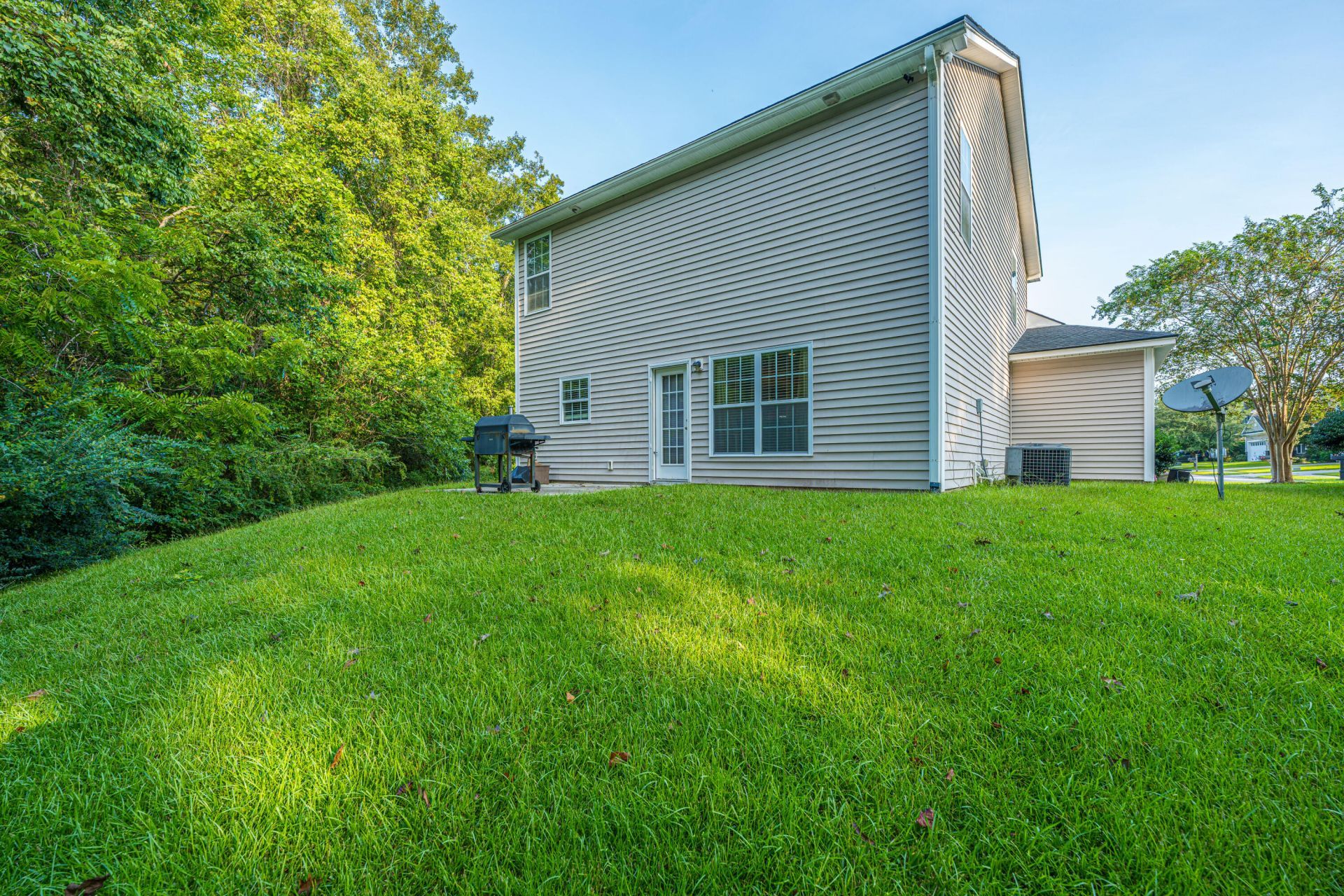 325 Foster Greens Court Photo 31