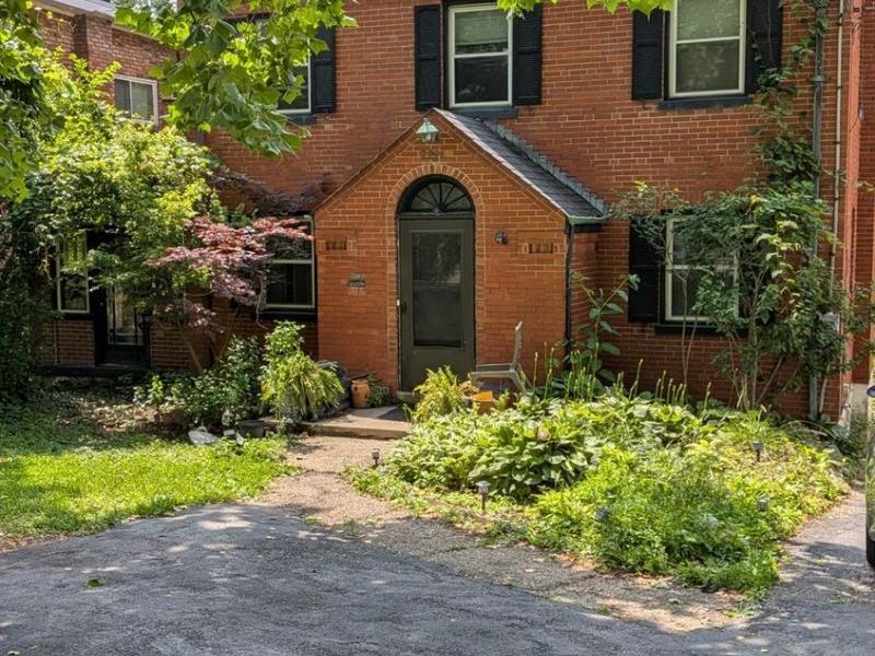 2214 W North Bend Road, Cincinnati, OH 45239 Photo 2