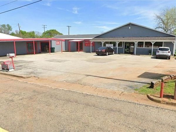 706 N Perry Street , Unit 1, Palestine, TX 75801