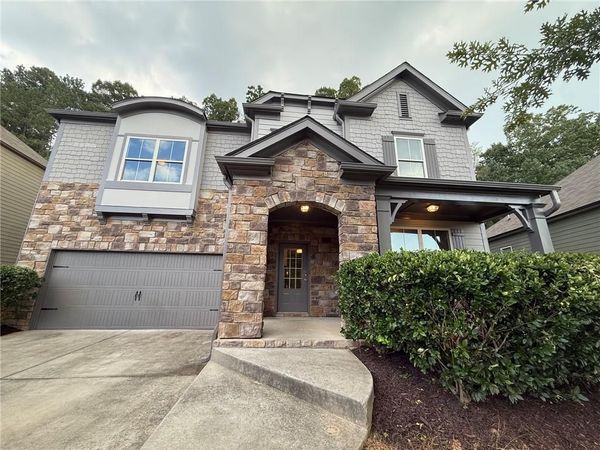 5190 Amberland Square , Atlanta, GA 30349
